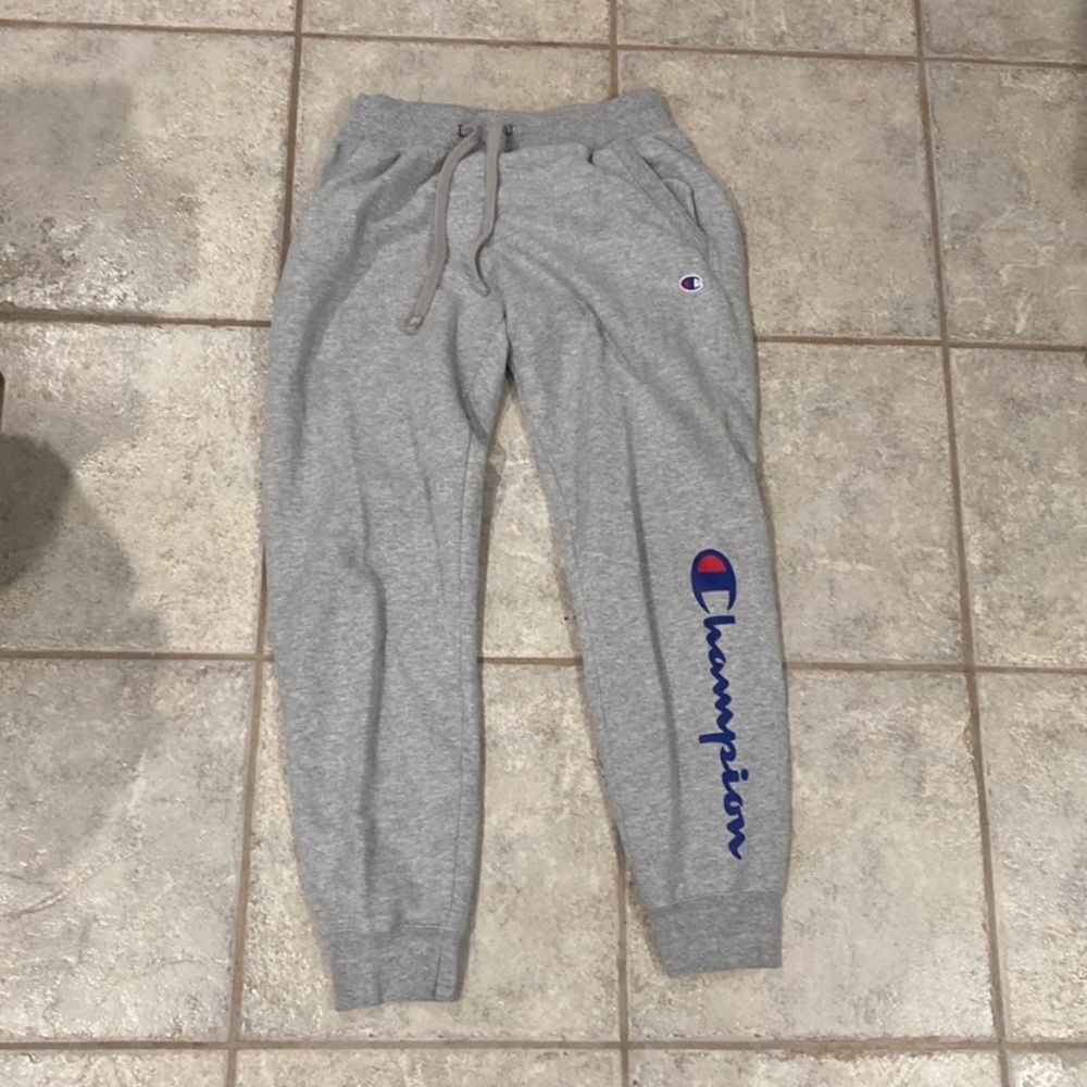 Gray champion, sweatpants size medium